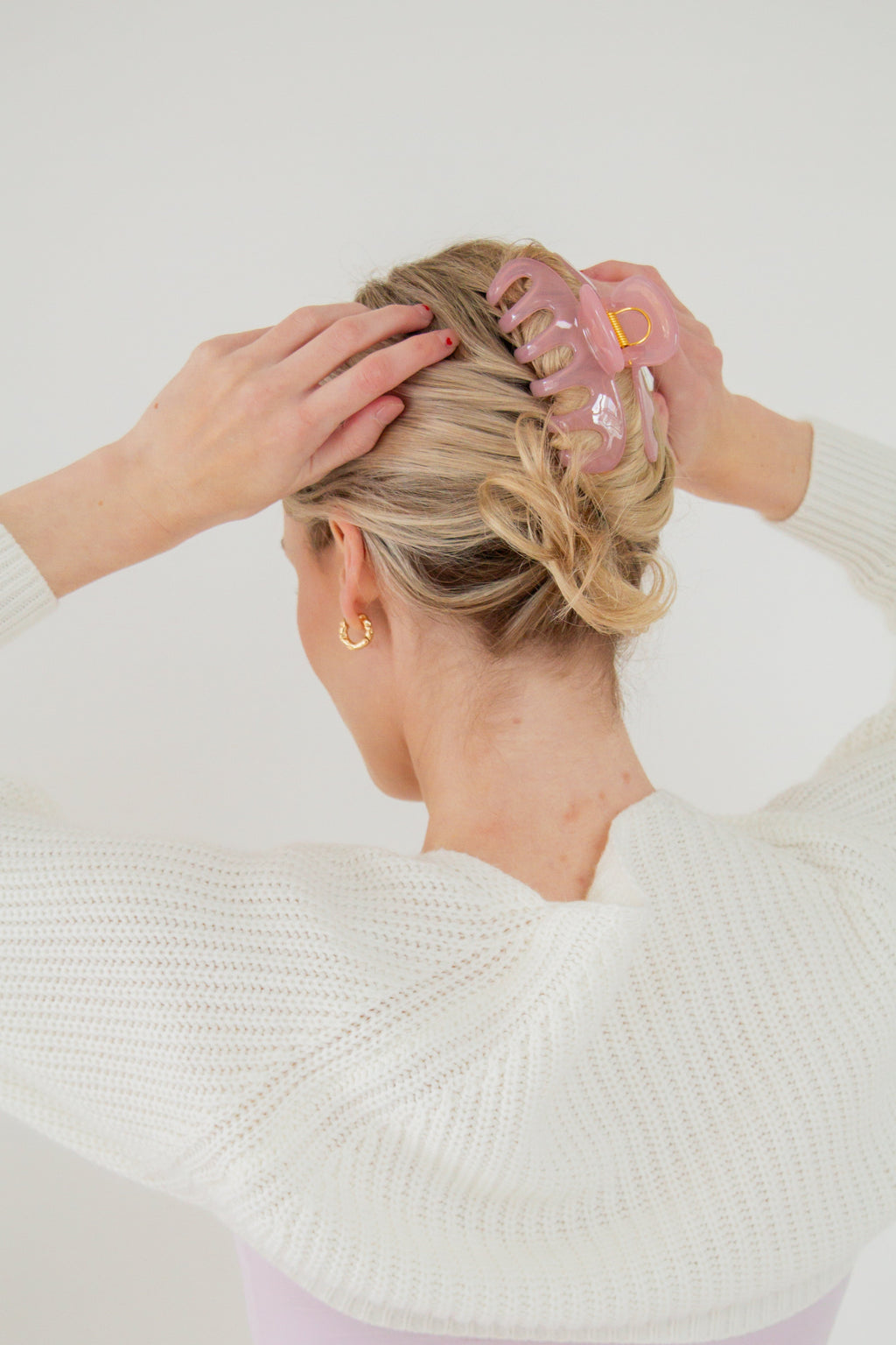 Pearly Pink Claw Clip