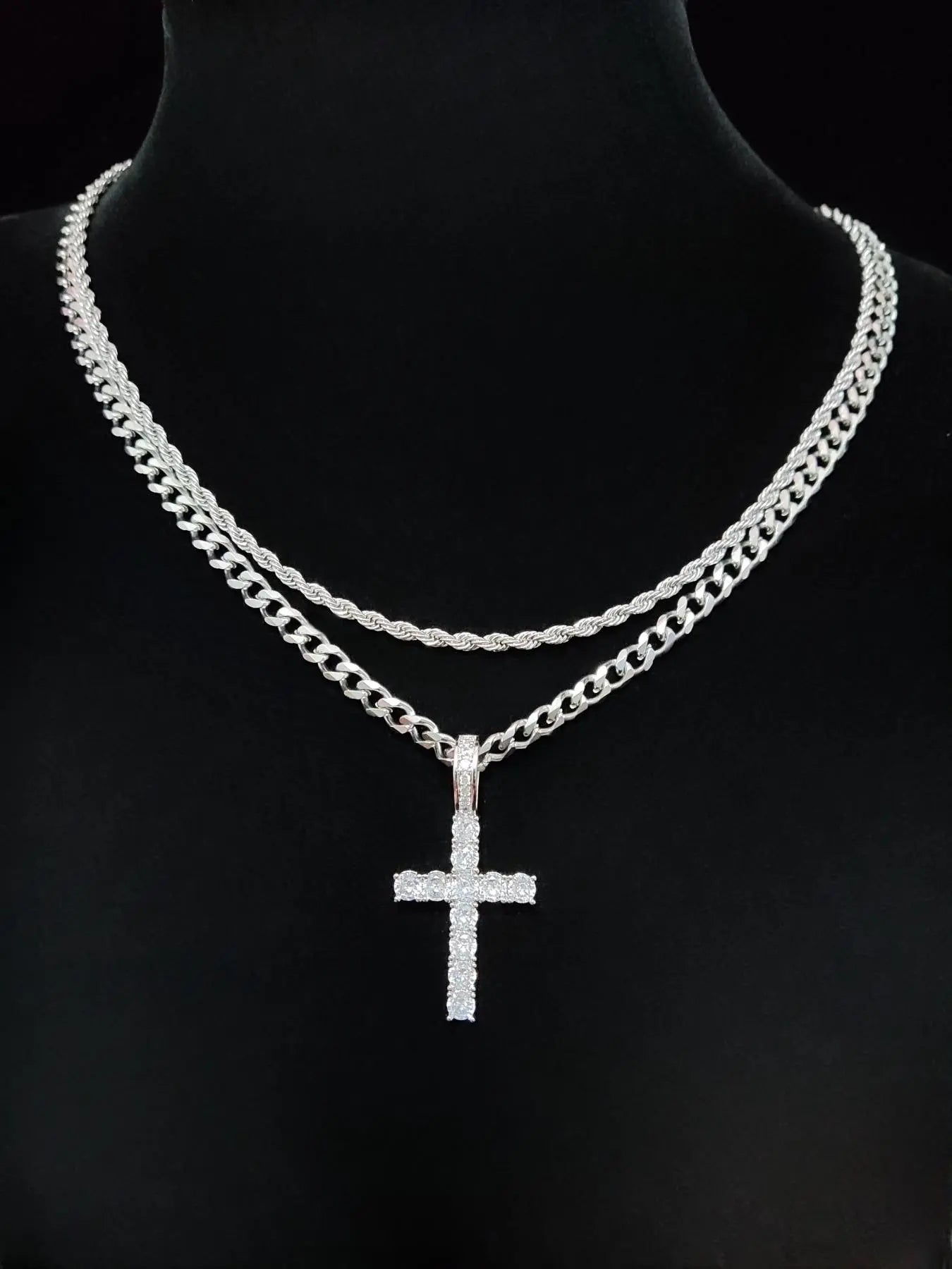 Zircon Inlaid Cross Pendant & Cuban Chain Necklace
