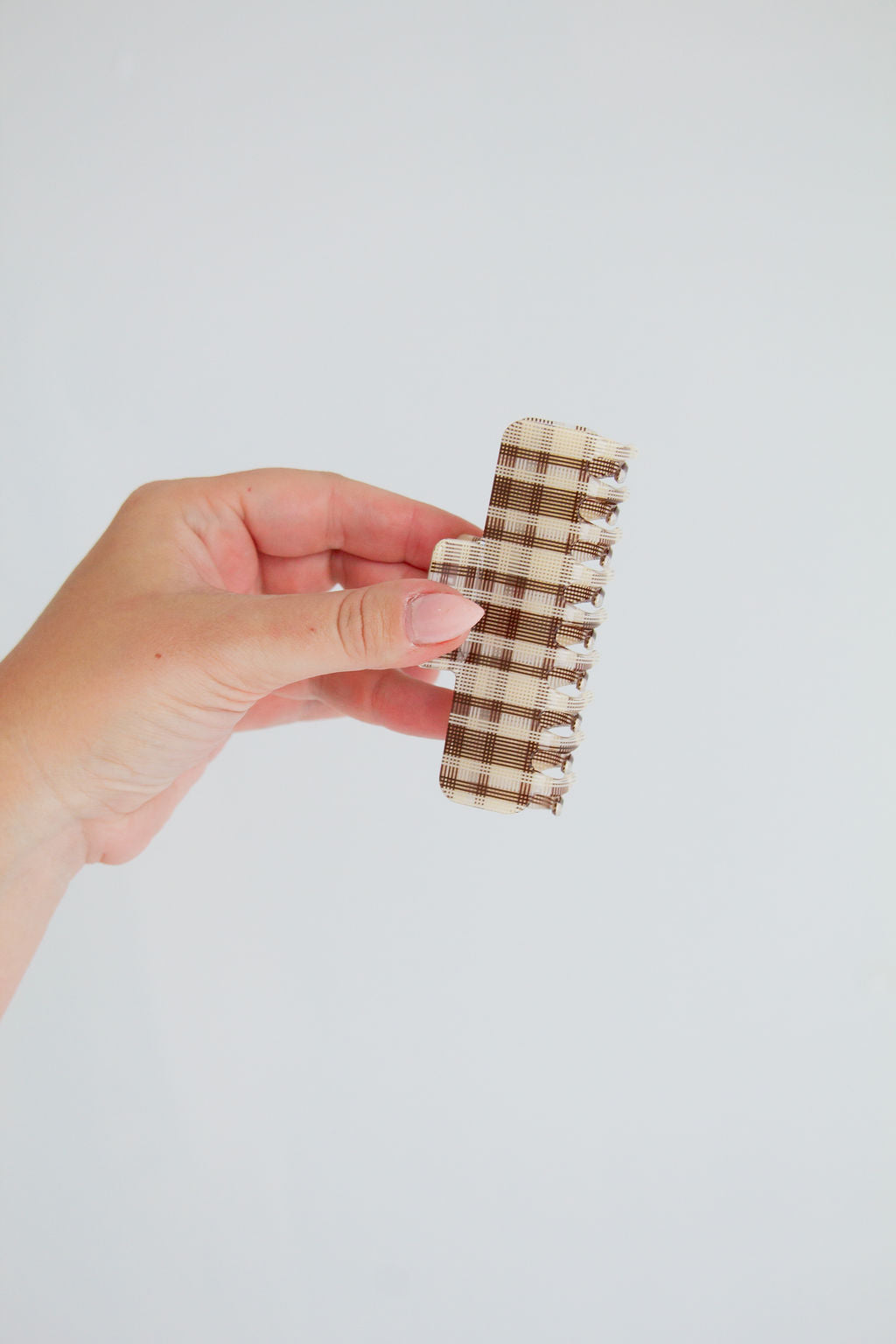 The Gingham Edit Claw Clip