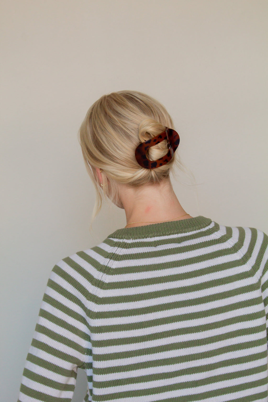 Circle Cutout Flat Claw Clip