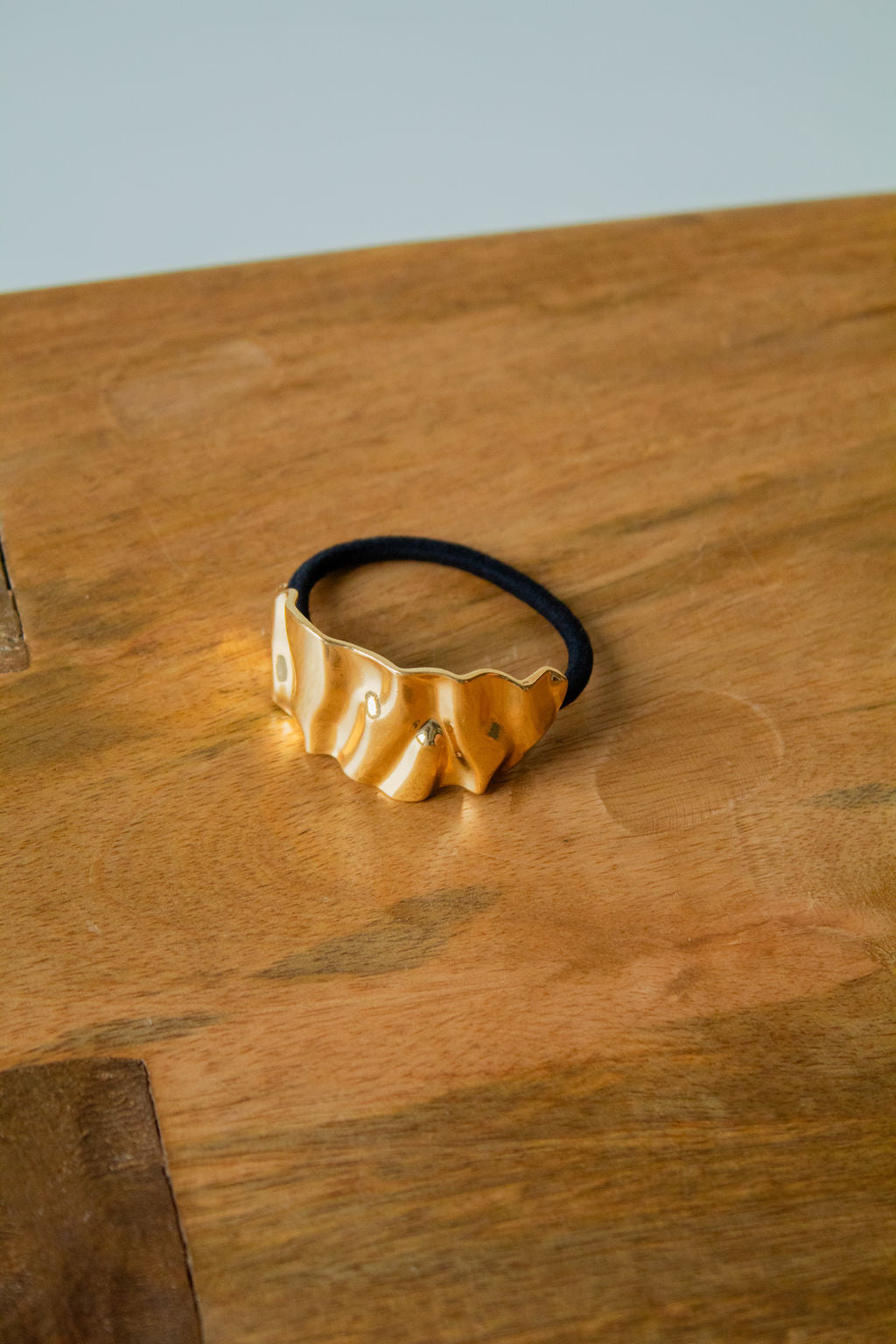 Crinkled Ponytail Cuff