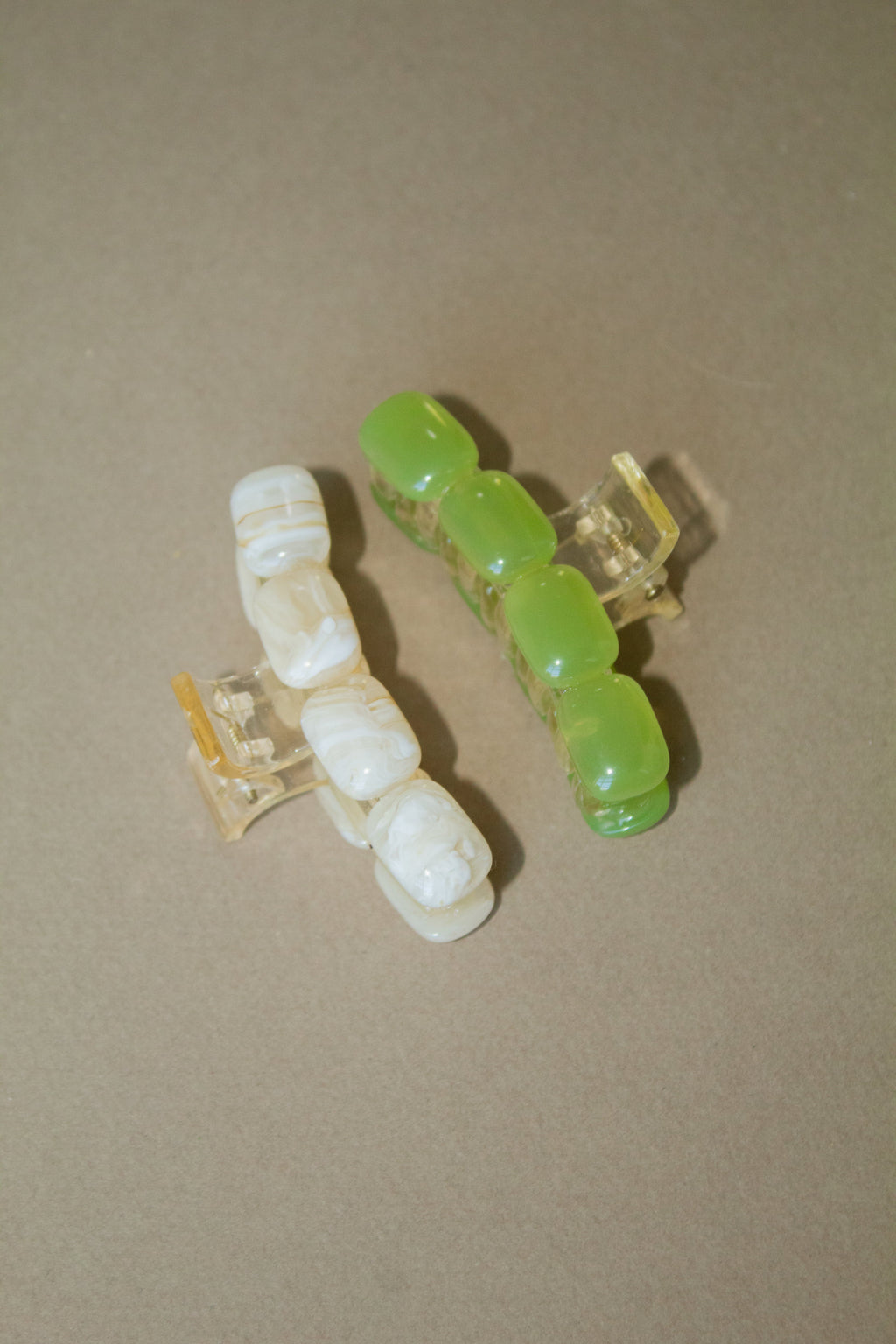 4 Stone Claw Clip