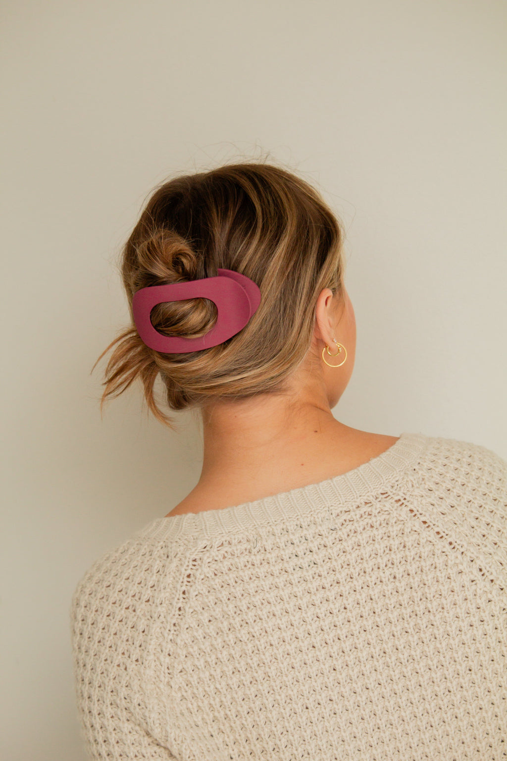Circle Cutout Flat Claw Clip