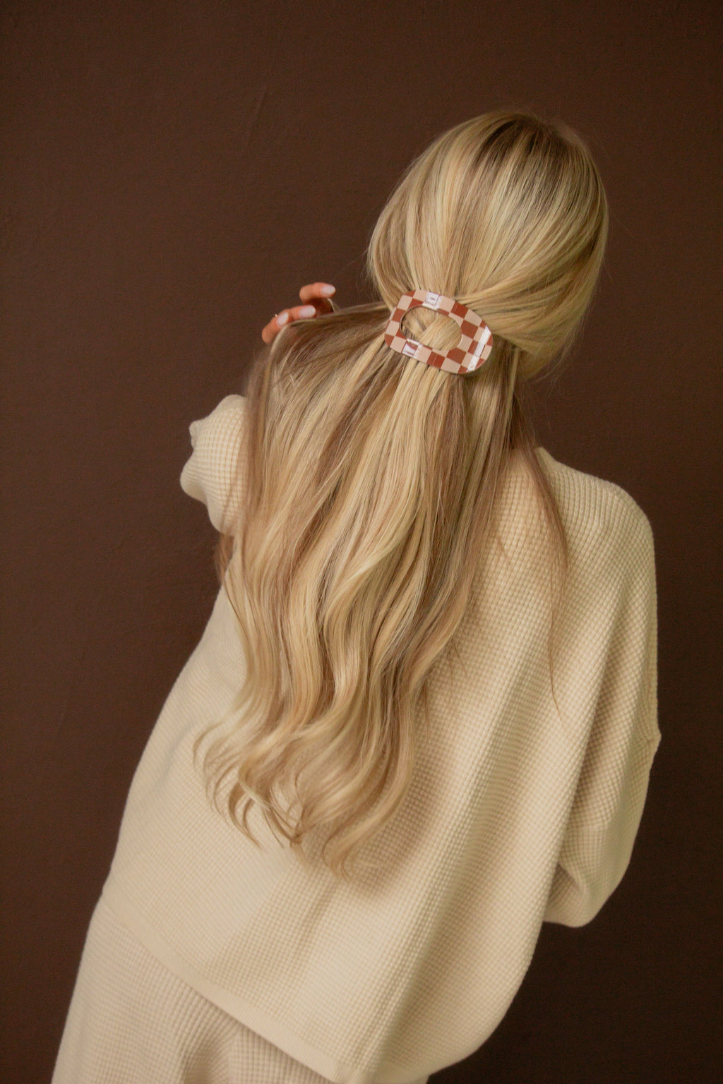 Checkered Circle Cutout Flat Claw Clip