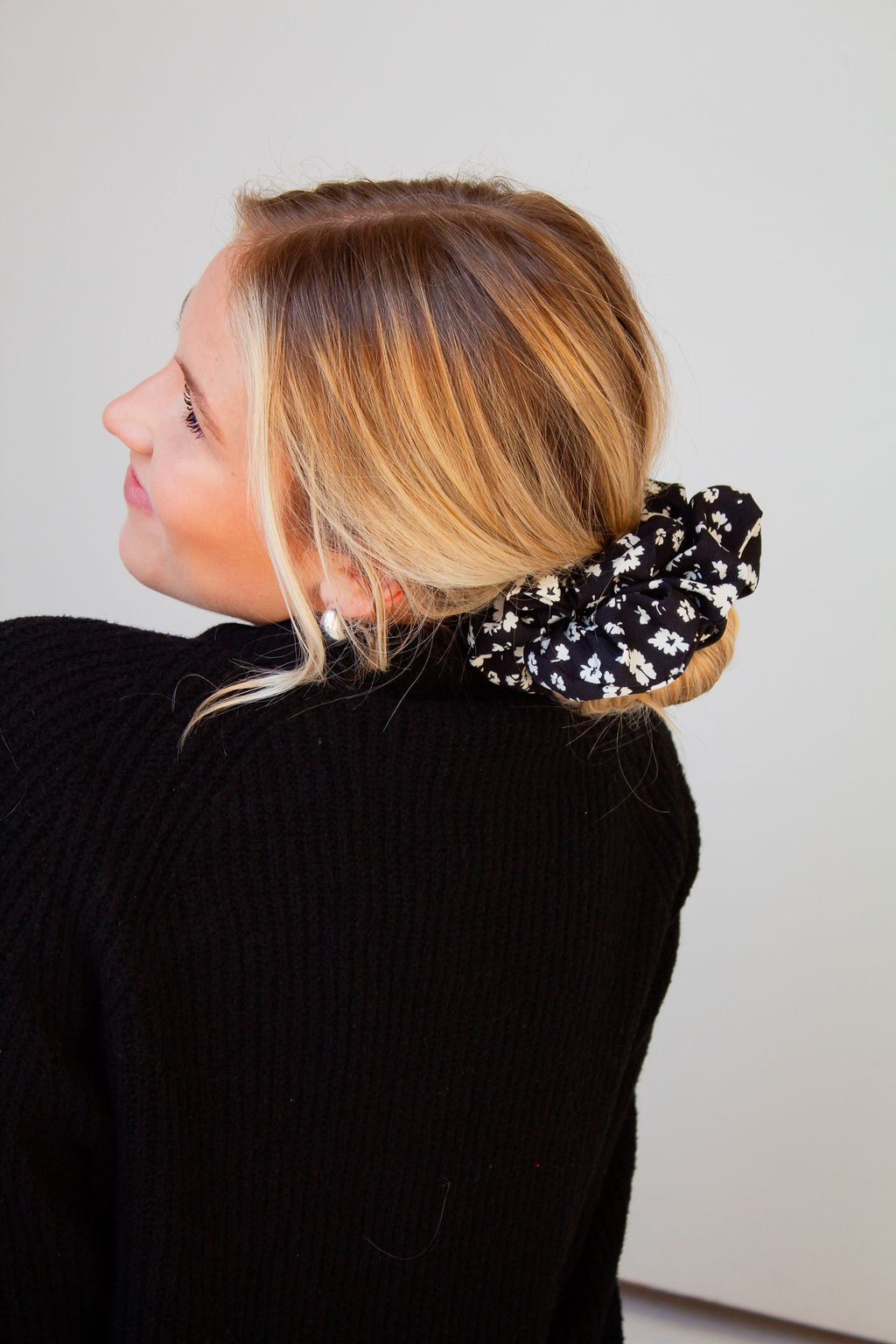 Onyx Floral Jumbo Scrunchie