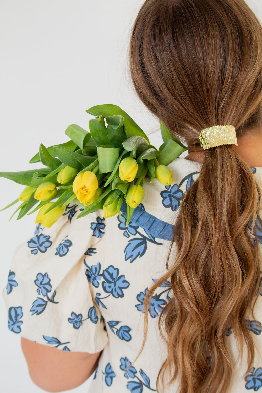 Gold Ruffled Bar Ponytail Cuff