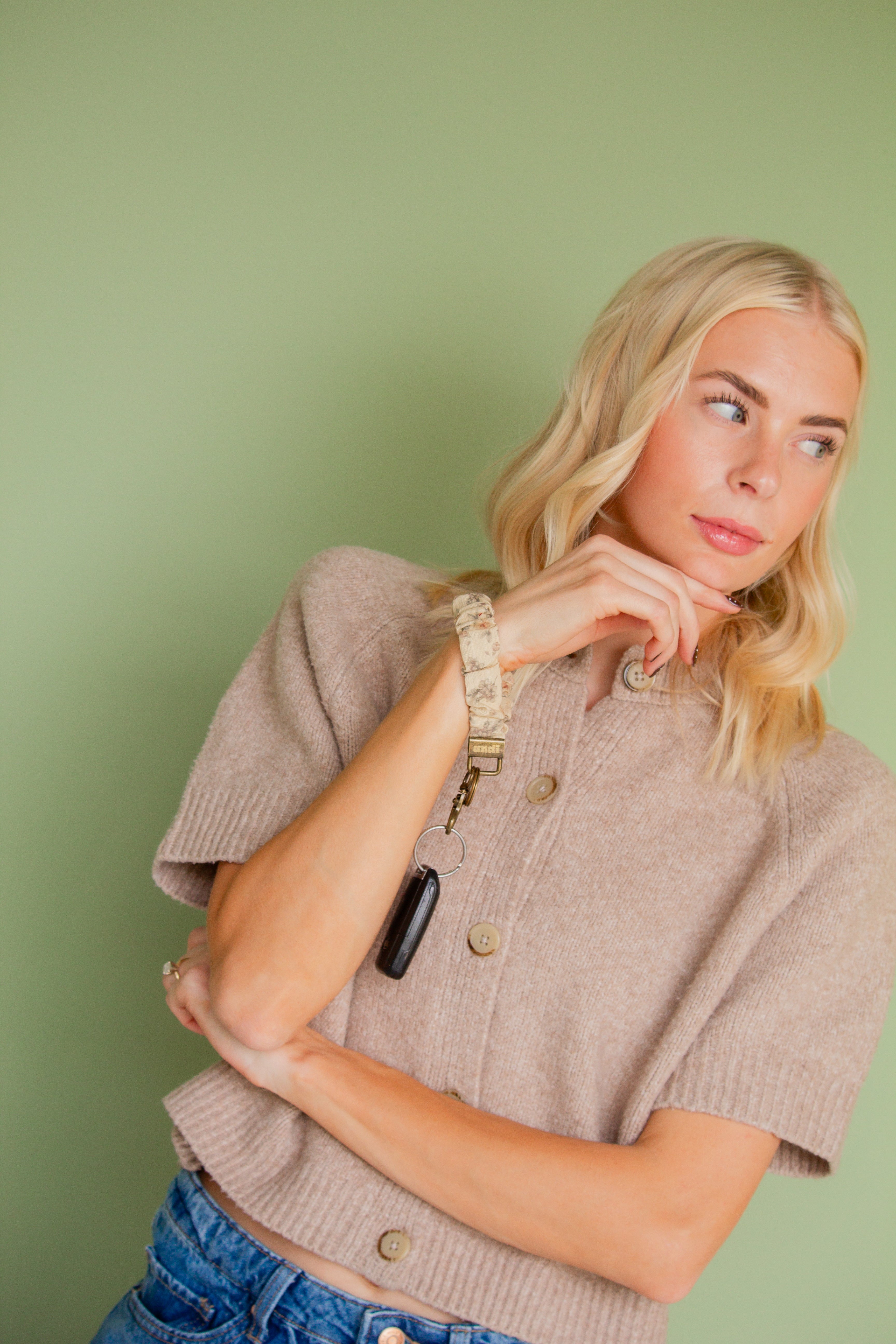 Beige Floral Keychain
