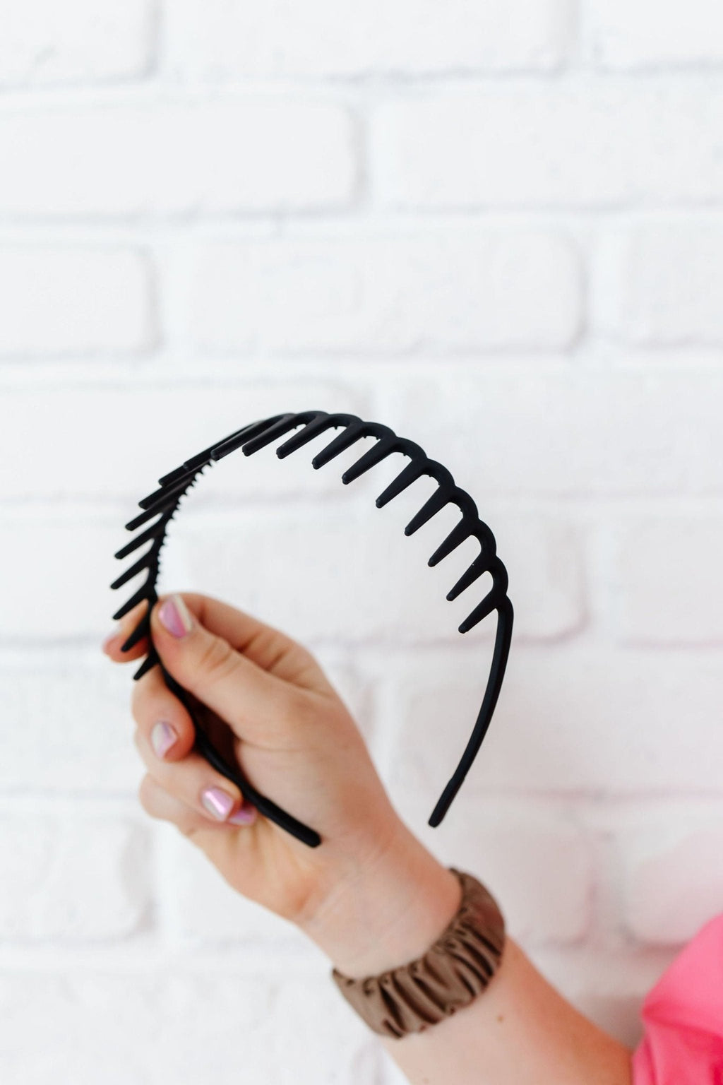 Wide Tooth Hard Headband