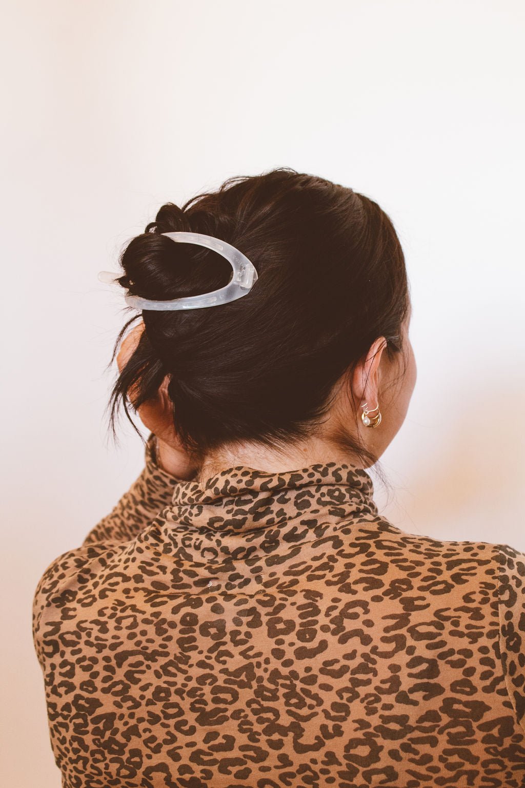 Cutout Oval Clip