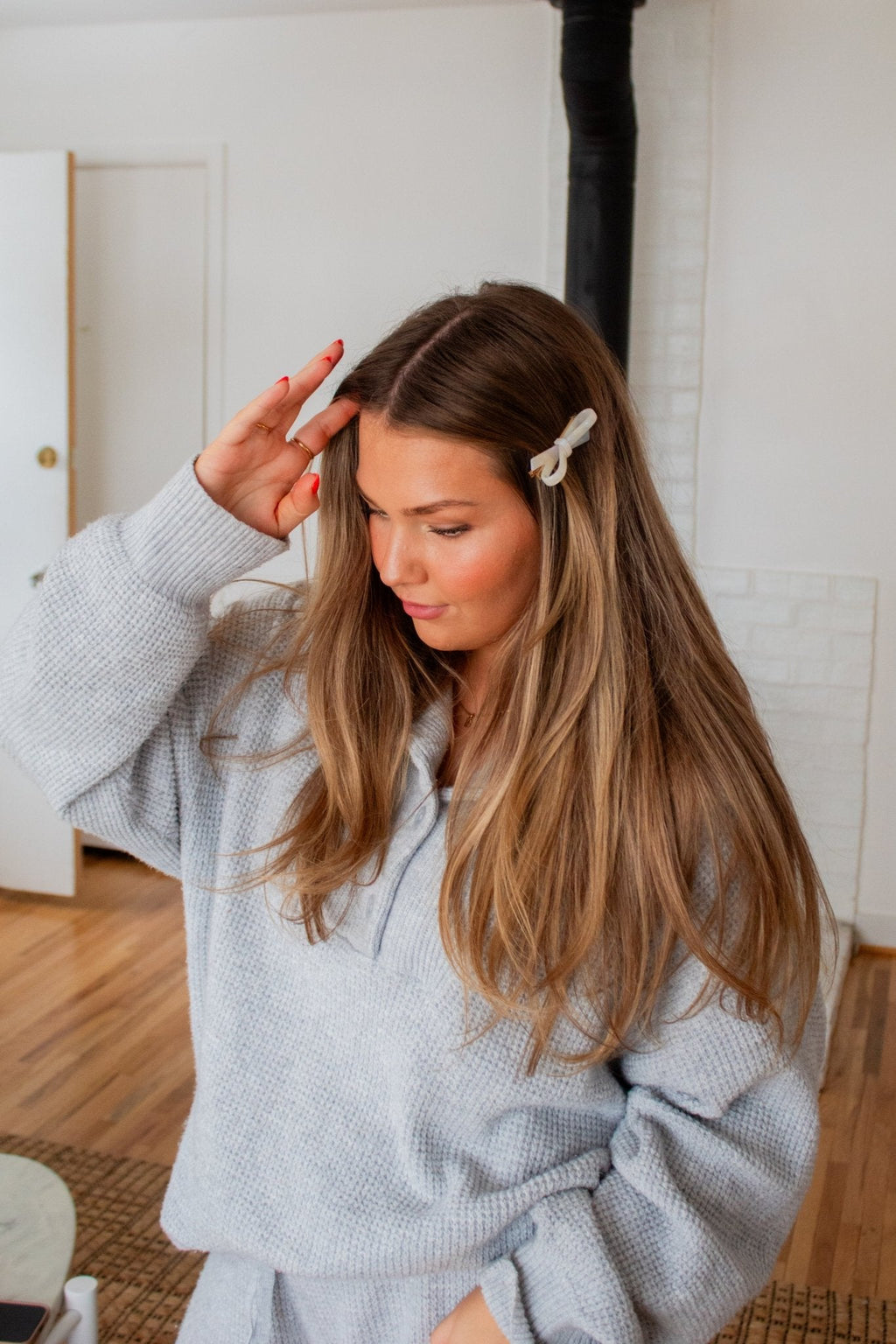 Glossy Bow Clip