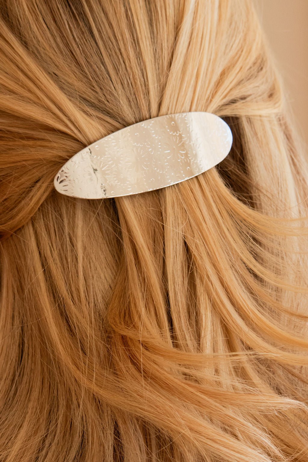 Metal Daisy Barrette