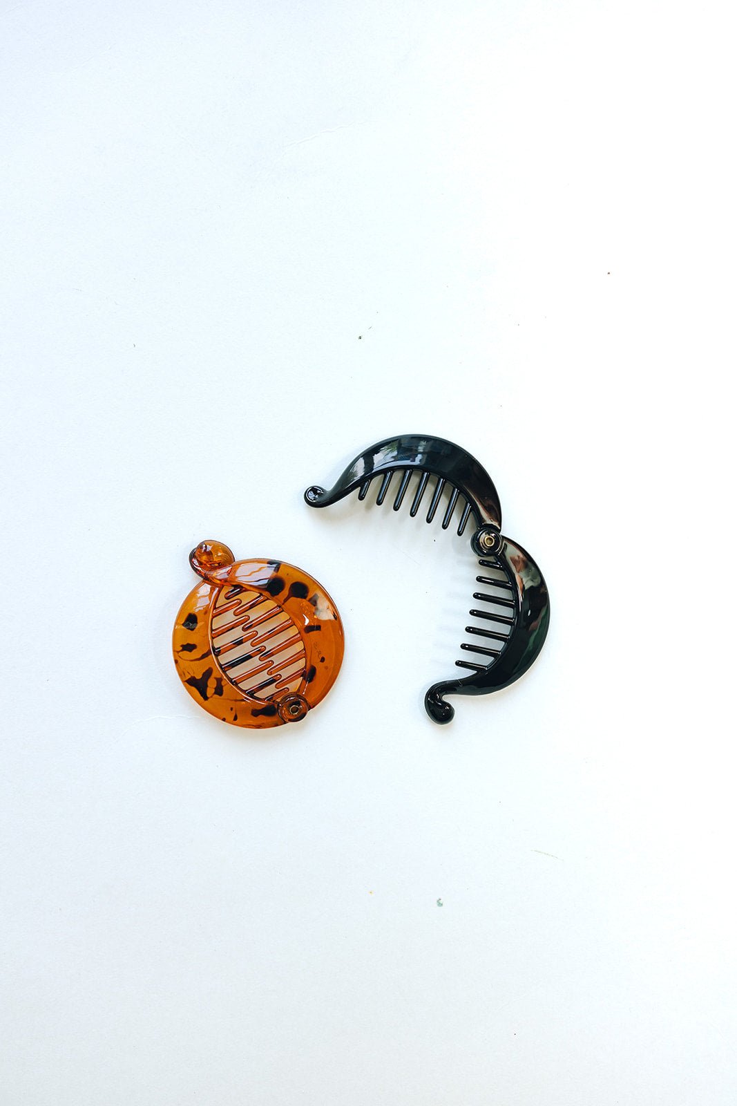 Small Flat Banana Clip
